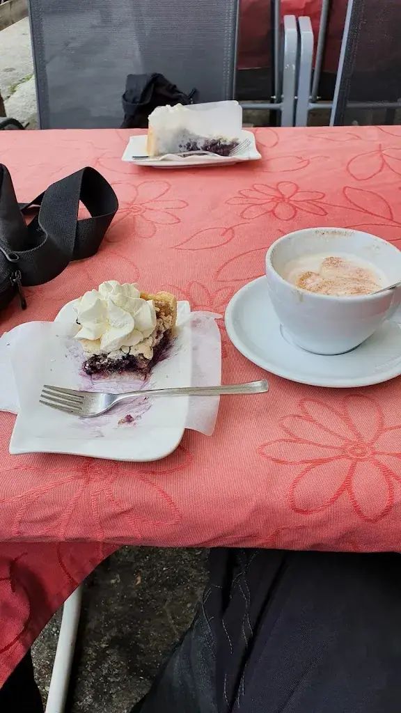 Menu_Restaurant Zervreila_Vals_image_9