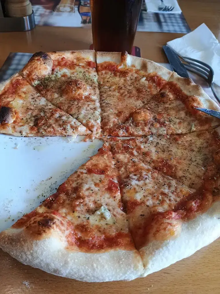 Stevche Tosev_Rössli Restaurant Pizzeria_Vechigen_review