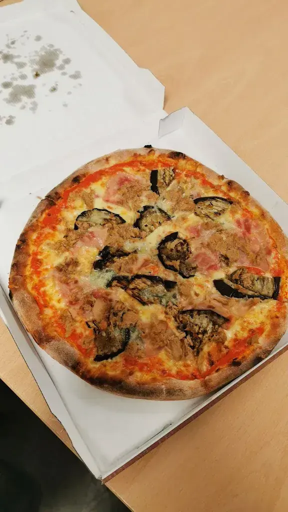 Micky P._Pizzeria da Carmelo_Germany_review