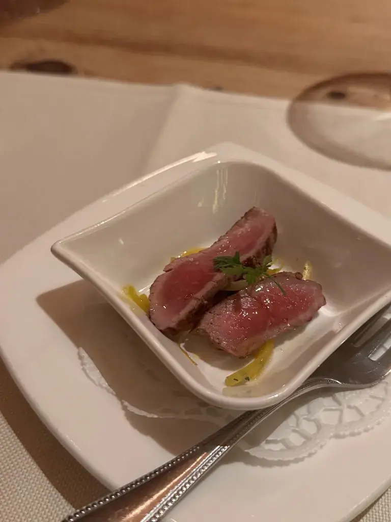 Nadine Azzam_Restaurant La Bagatelle_Gstaad_review