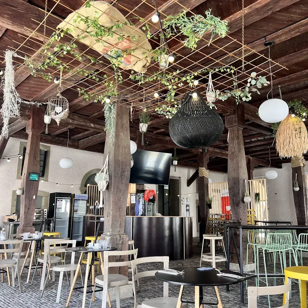 Oksana OM_Les Halles 1787_Bulle_review