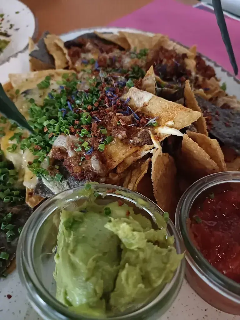 Misis Ni Swiss_Promenade Walenstadt_Walenstadt_review