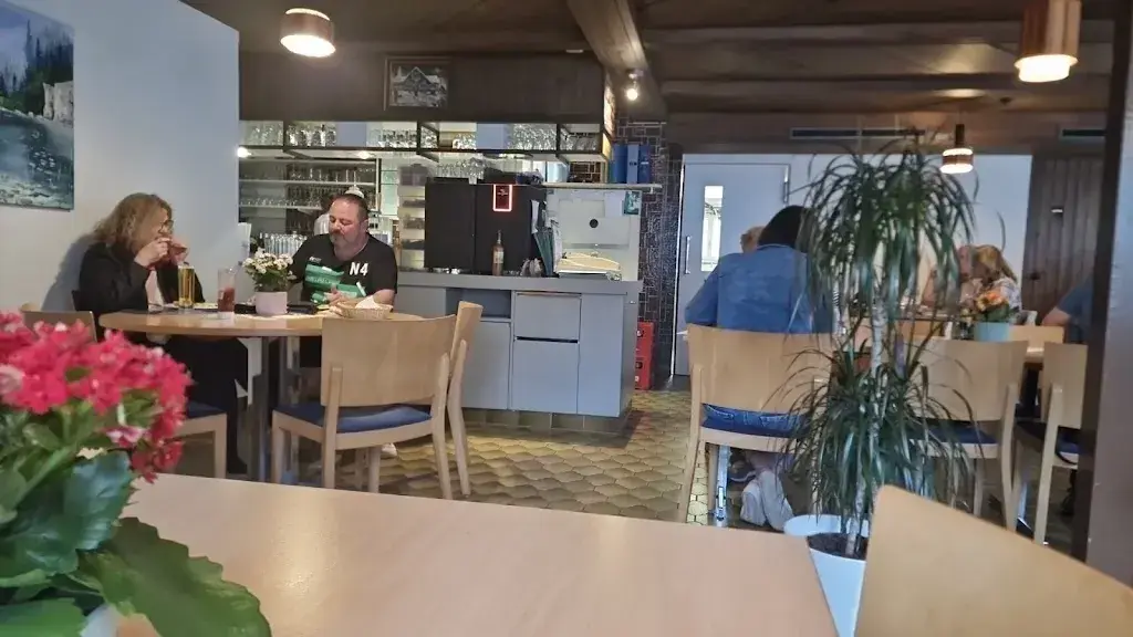 Richard Parkes_Gästehaus Hirschen_Schänis_Bewertung