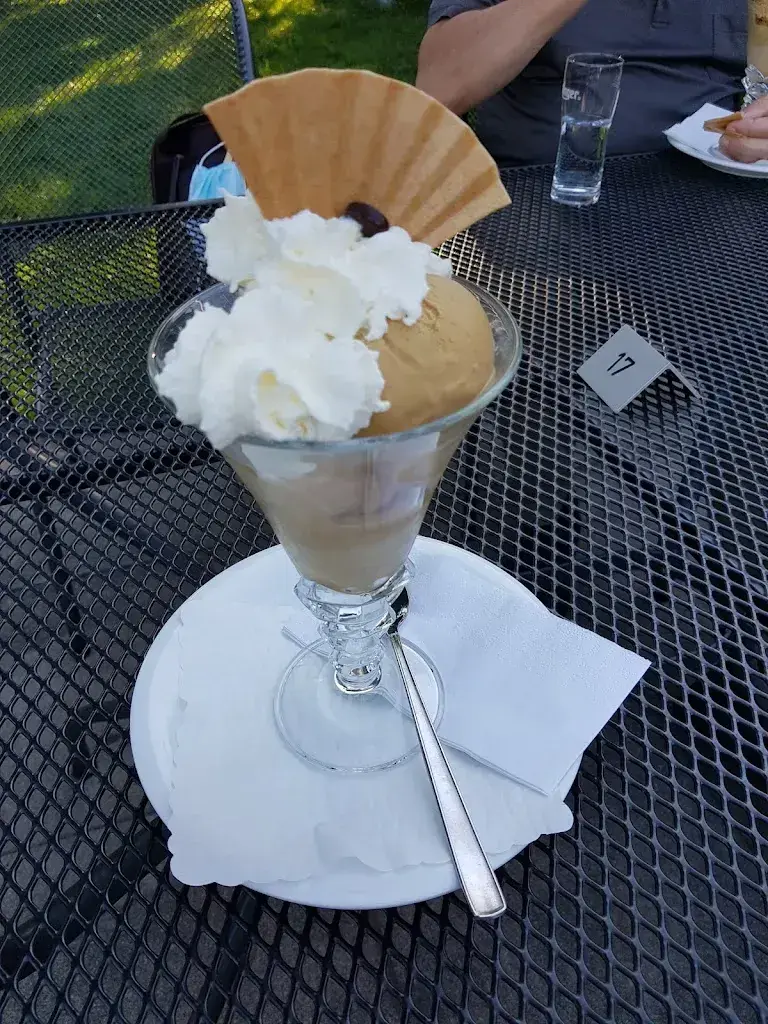 R. Clausen_Bretzelstube_Benken_review