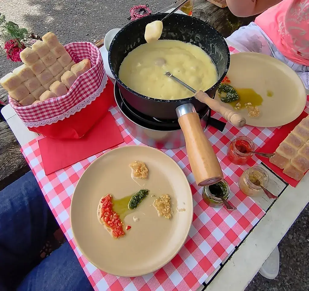 Menu_Alpwirtschaft Vorderwengi_Kaltbrunn_image_3