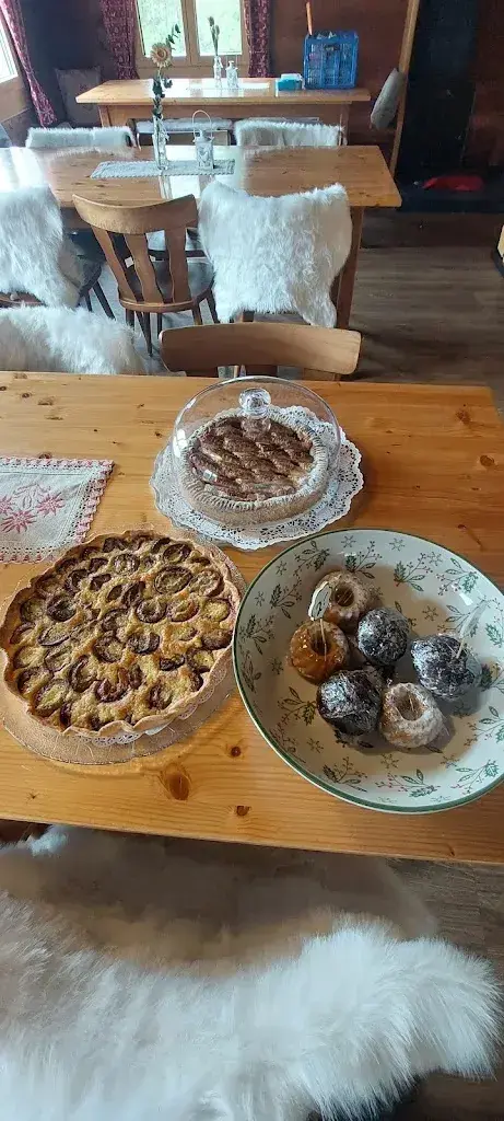 Lisa Broder-Dätwiler_Alpwirtschaft Vorderwengi_Kaltbrunn_avis