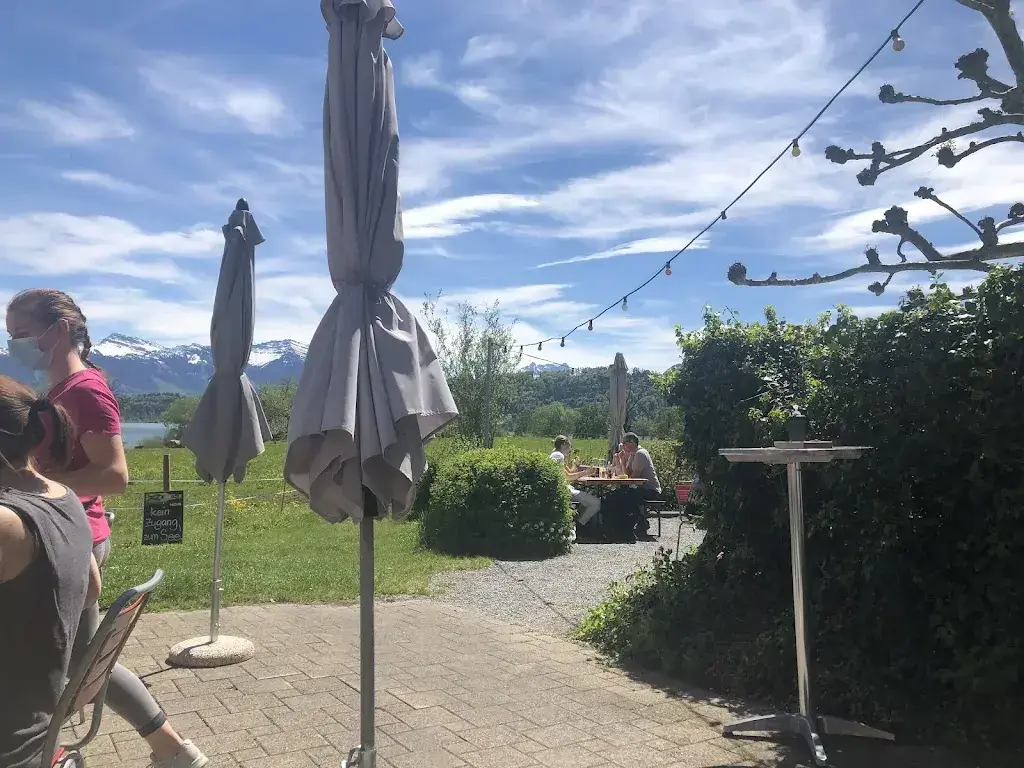 Dinesh Lahiru_Wirtschaft zum Hof_Bollingen SG_Bewertung