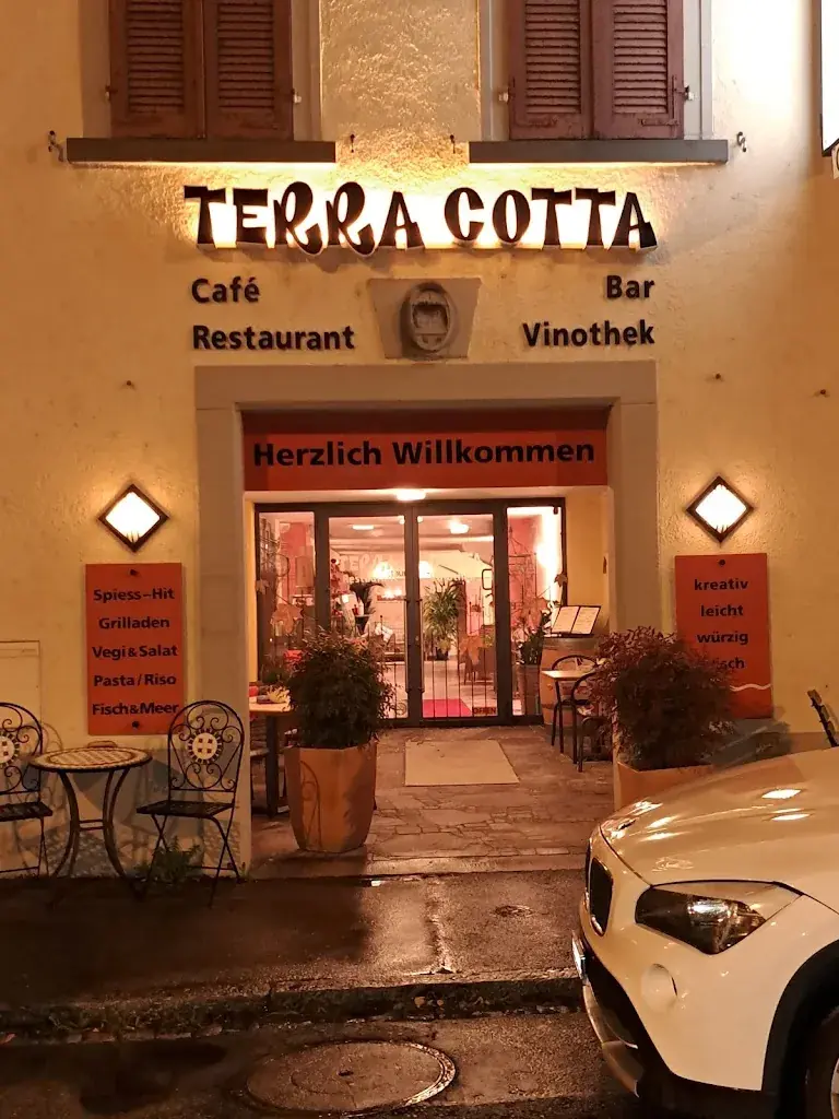 Mario Sijacic_Terra Cotta_Schmerikon_review