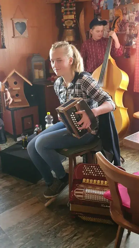 Adler_Ricken_slider_image_2