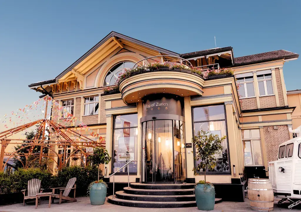 Hotel UTO KULM car-free hideaway in Zurich restaurant à Uetliberg