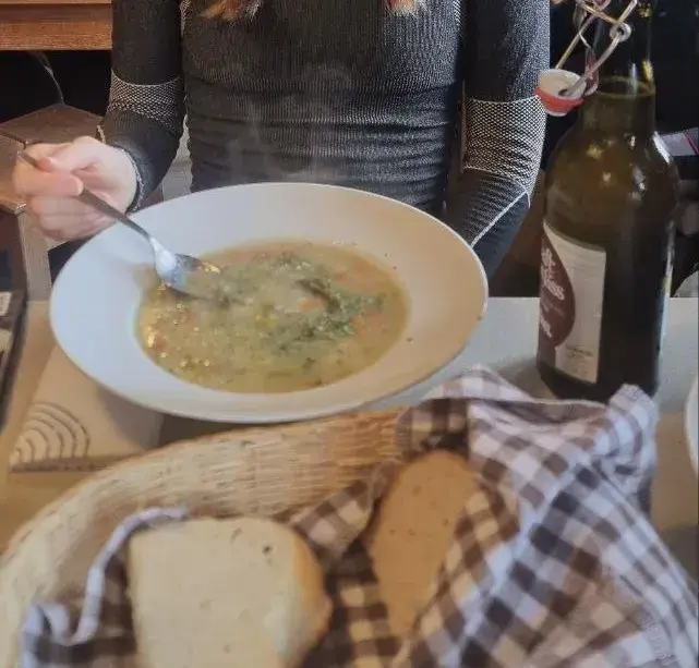 katharina bremer_Alpwirtschaft Tanzboden_Rieden_review