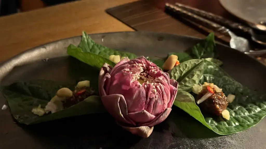 Vasco Nunes_Himmapan_Rapperswil-Jona_review