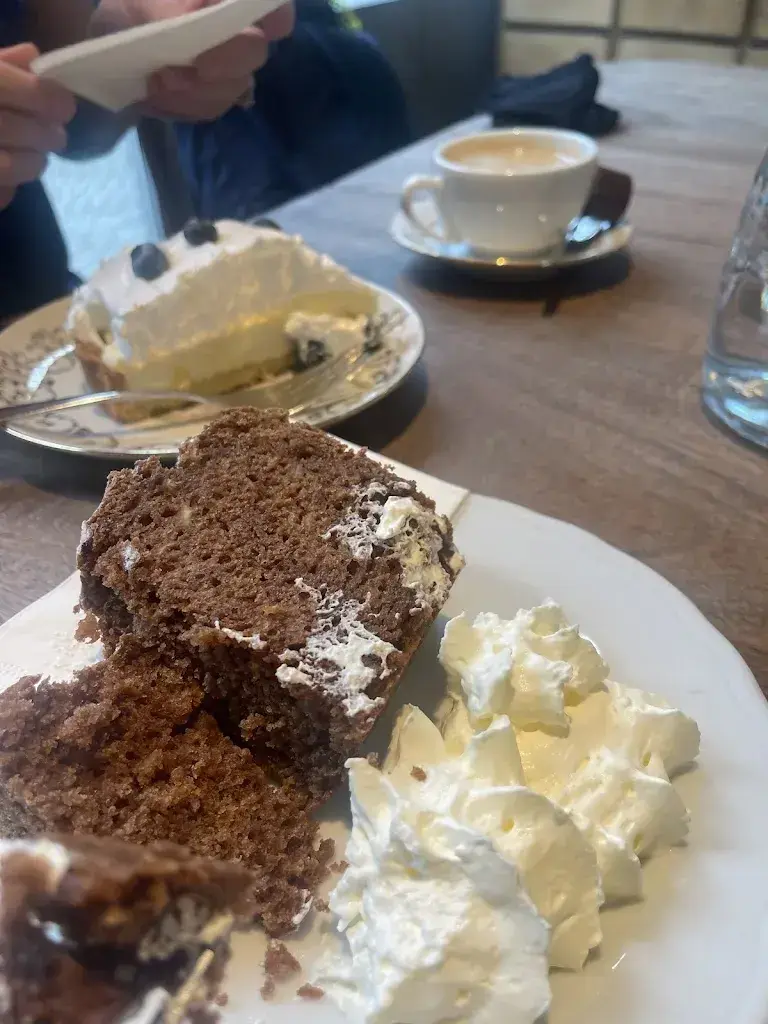 Ruchika_Kaffee Klatsch Rapperswil_Rapperswil-Jona_Bewertung