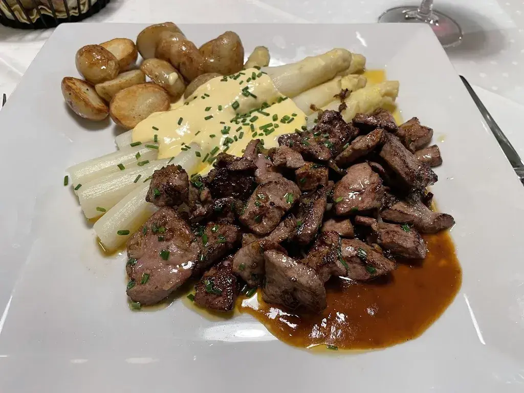 Rolf Wietlisbach-Kobayashi_Erle_Fislisbach_review