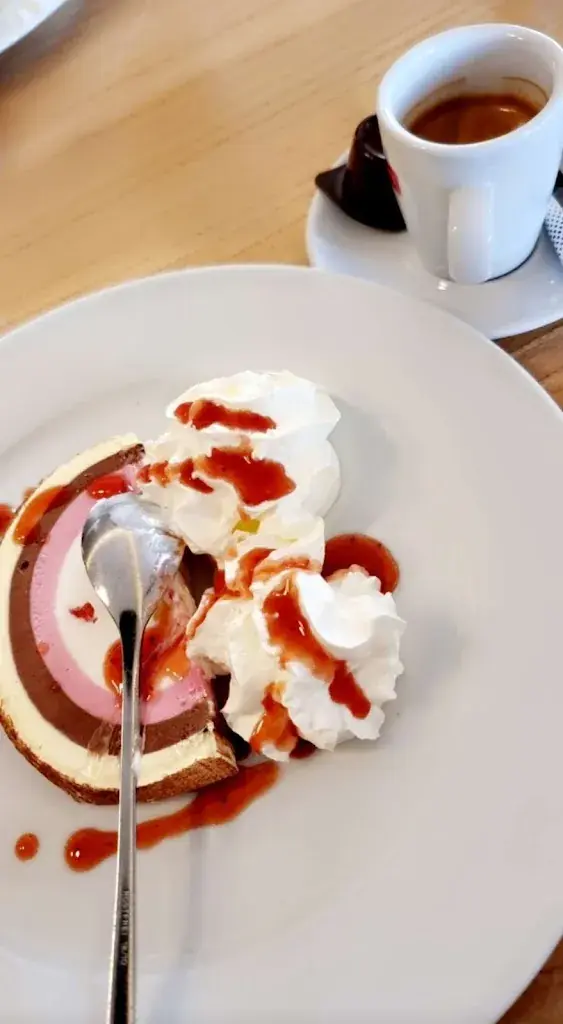 Menu_Zentrum_Hinwil_image_4