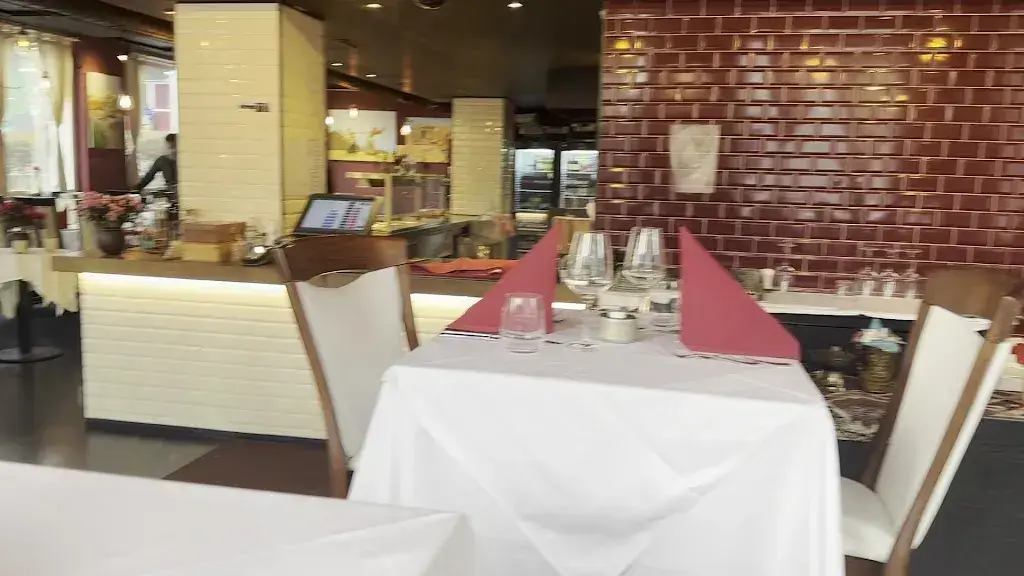 Spice Village- Restaurant Mannedorf, Halal_Männedorf_slider_image_2