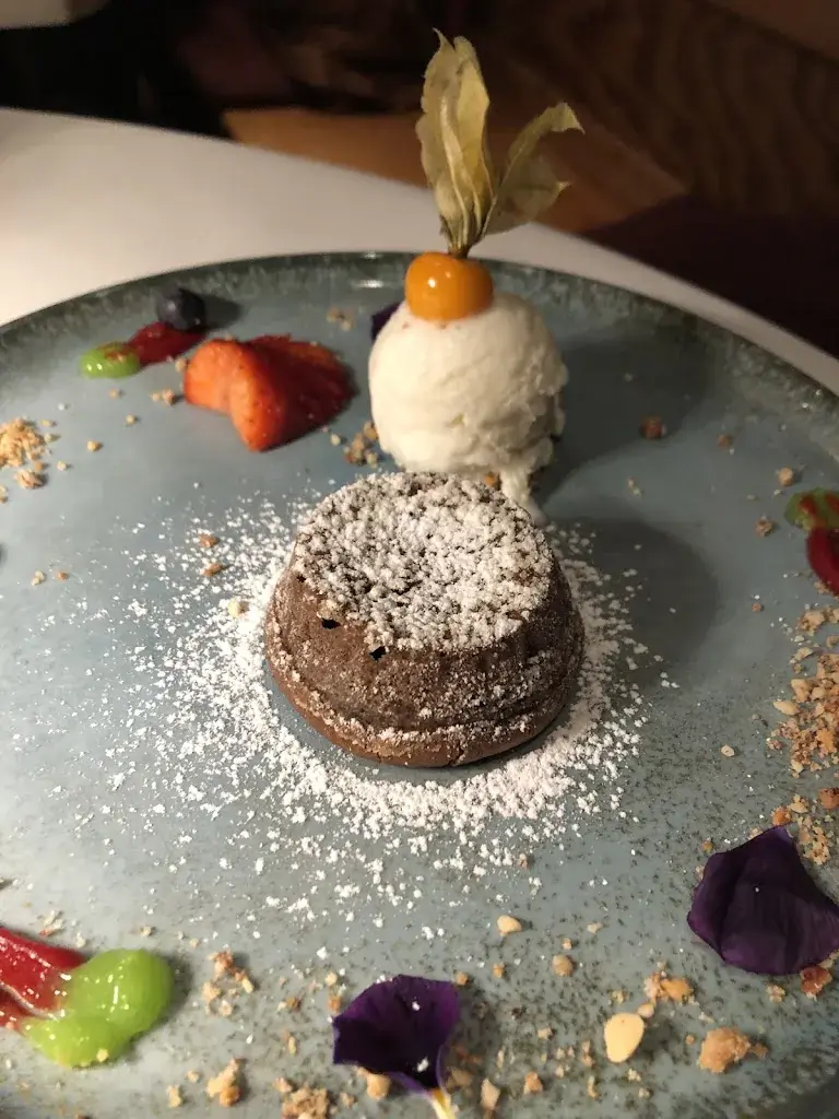 Megan M_Restaurant zum Pflugstein_Erlenbach_recensione