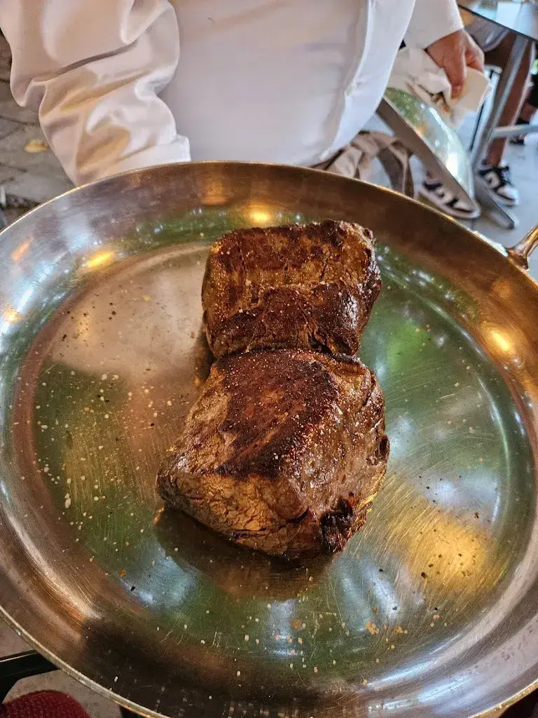 Leandro Stöckli (LL)_Bottmingen Castle_Bottmingen_Bewertung