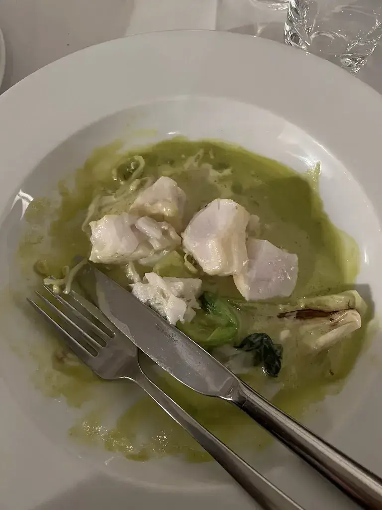 Zebiba Hartmann_Restaurant Atelier (im Teufelhof)_Basel_avis