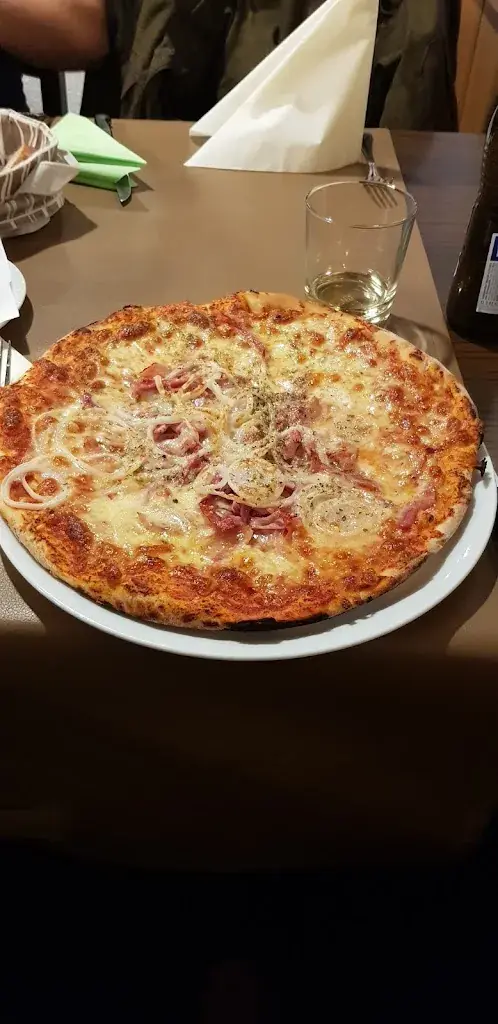 Burri Michael_Mamma Mia Pizzeria & Steak Haus_Lütisburg_recensione