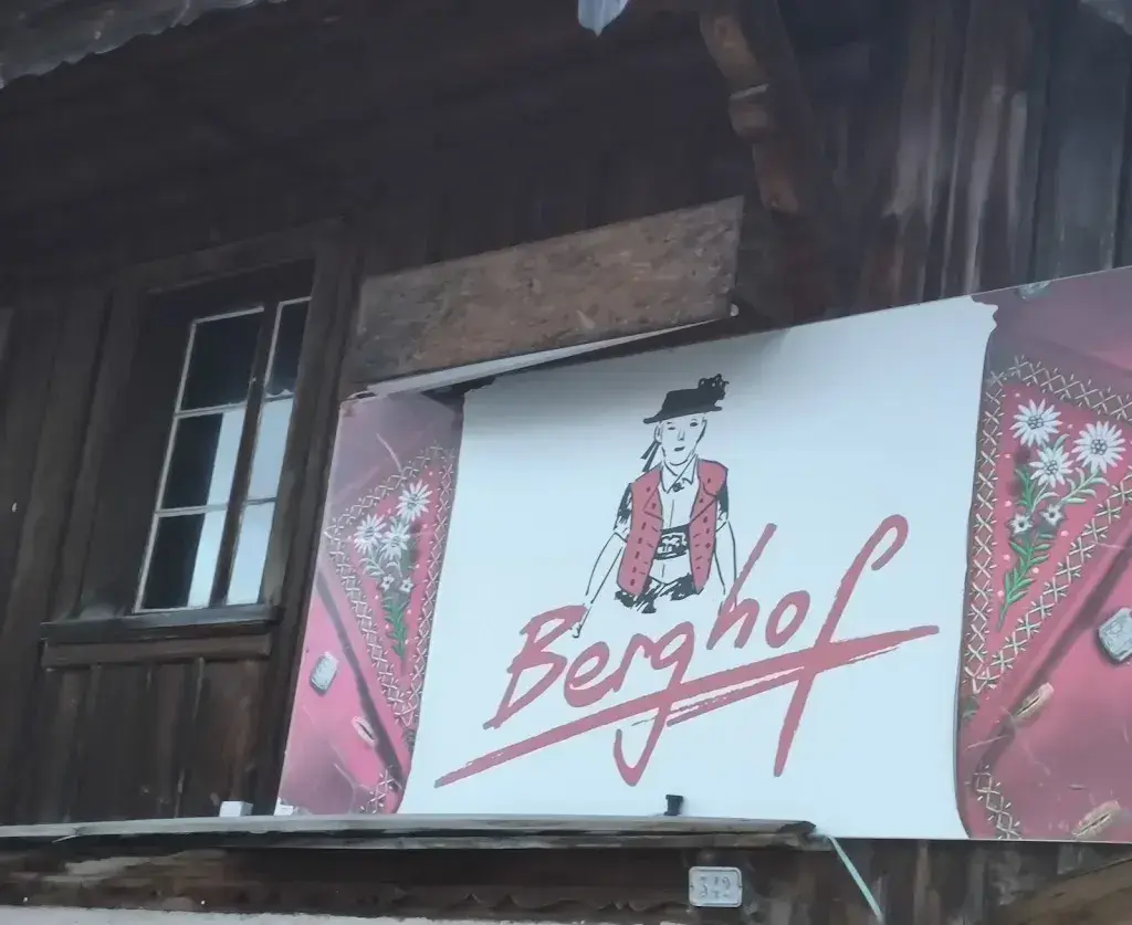 Daniela Reichardt_Weid-Hof_Oberhelfenschwil_review