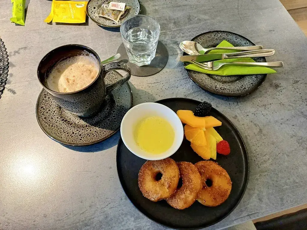 Madlen's Cafe_Wattwil_slider_image_3