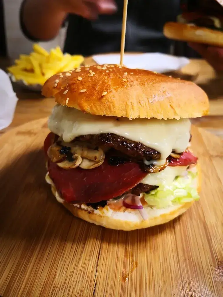 Burger House_Wattwil_slider_image_3