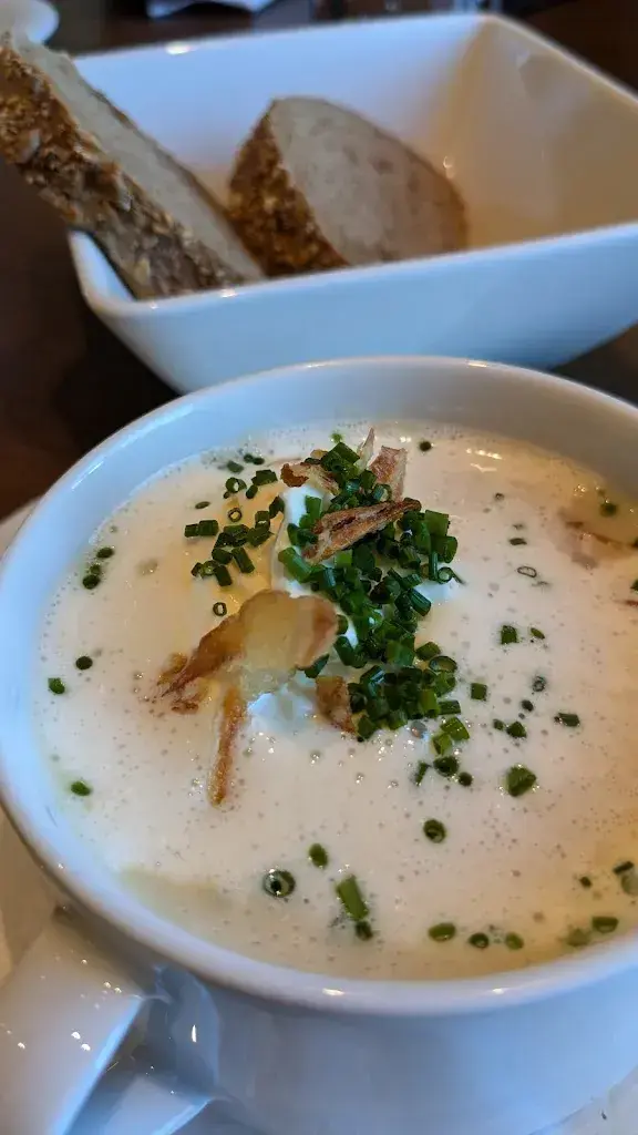 Max Hugentobler_Restaurant End der Welt_Magglingen_recensione