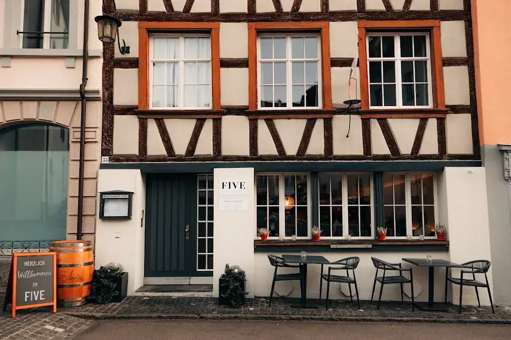 Restaurant Five_Wil_slider_image_3