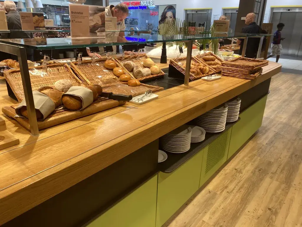 Iris Honegger_Coop Restaurant Wil Stadtmarkt_Wil_review