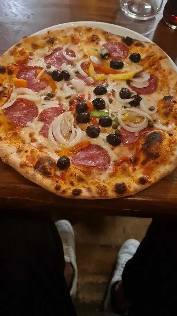 Menu_Pizzeria Piccola_Wil_image_4