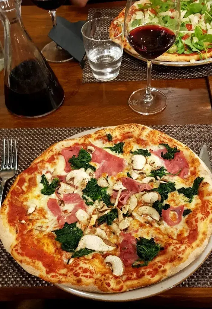 Menu_Pizzeria Piccola_Wil_image_9