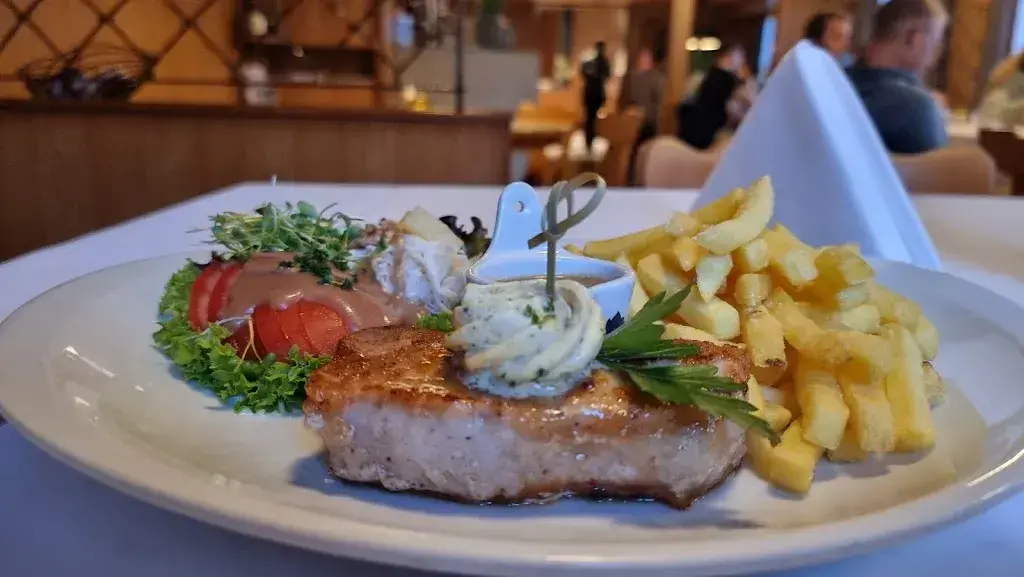 Florin Rujoni_Krone Mosnang_Mosnang_review