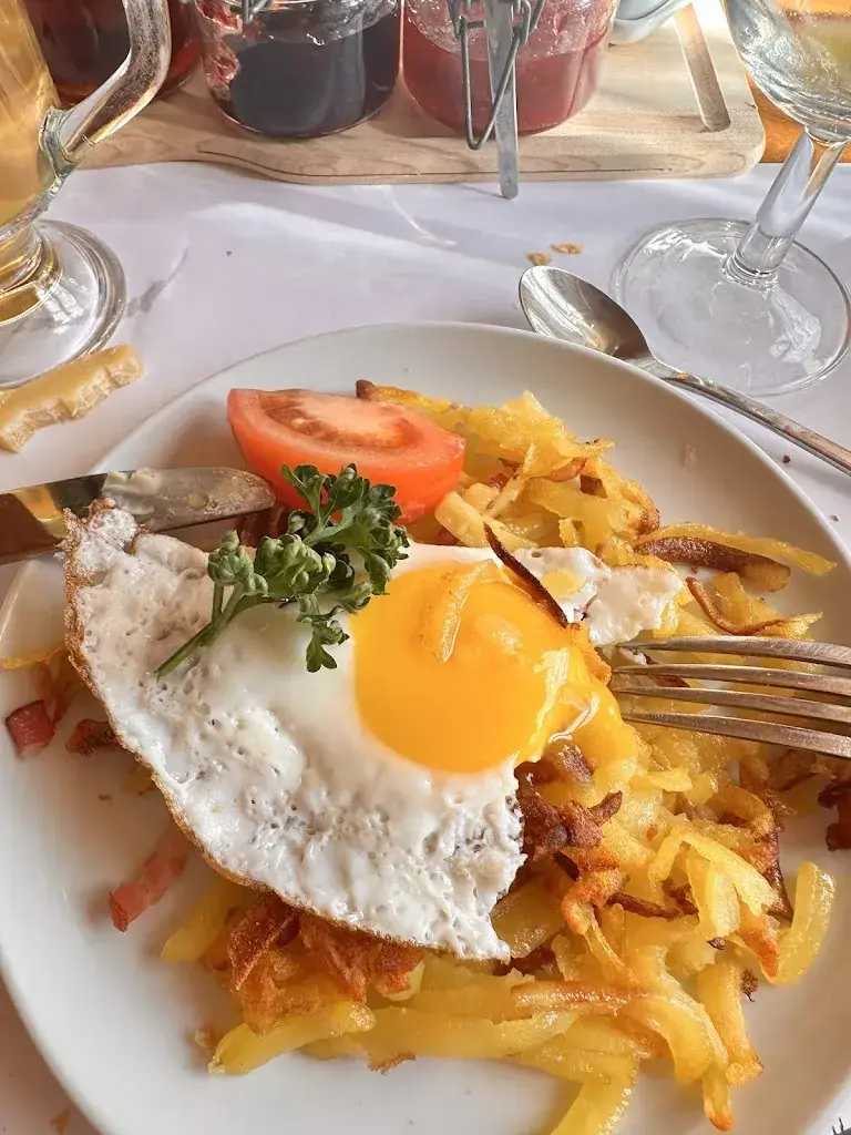 Daisy Matarazzo_Bergwirtschaft Hohmatt_Magglingen/Macolin_review