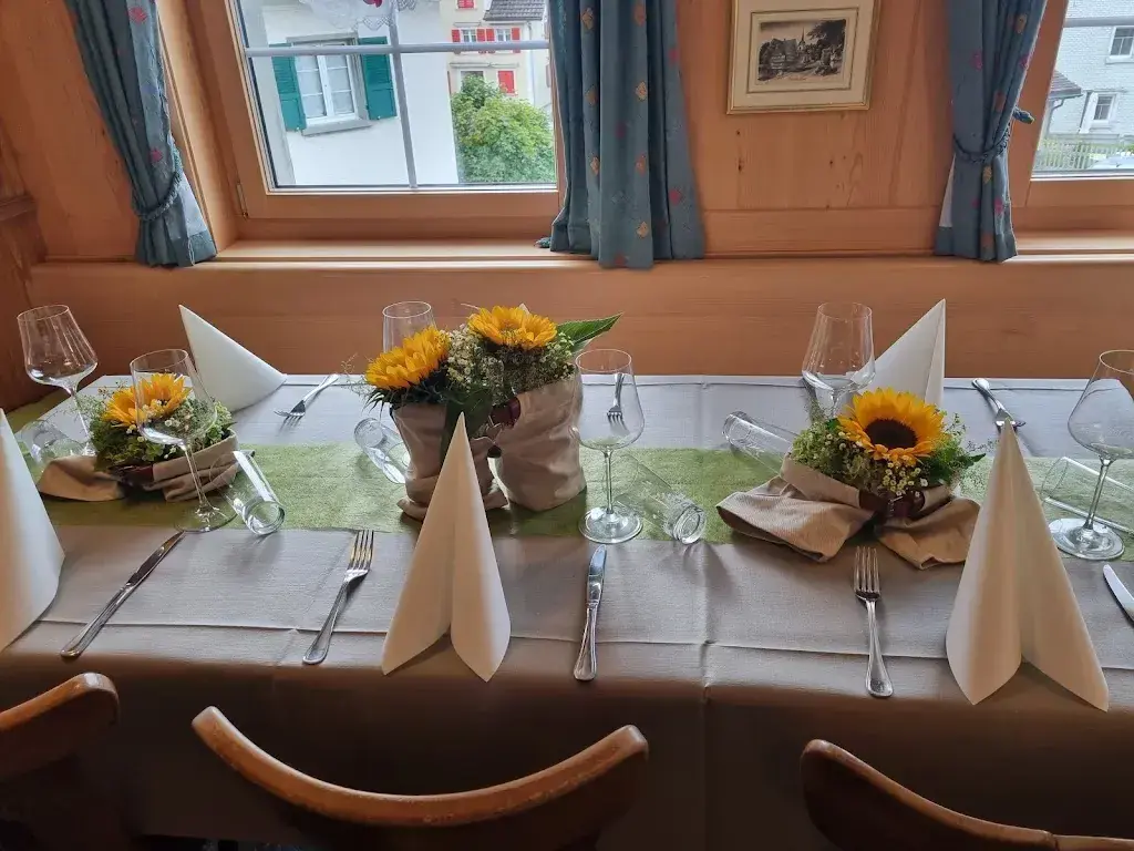 Rössli Restaurant in Oberhelfenschwil