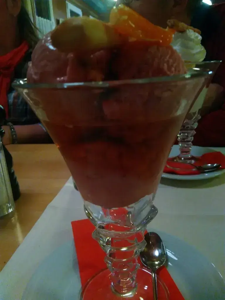 Simon Josef Bamert_Schützenhaus Heisser Stein_Oberuzwil_review