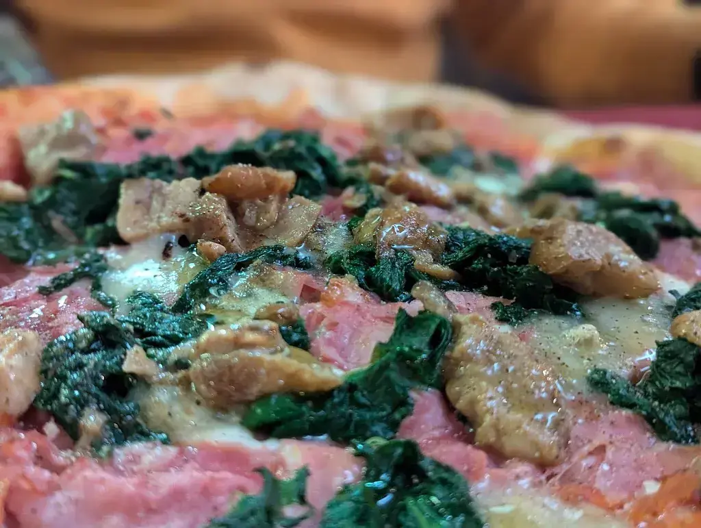 Elena Lopardi_Dorfplatz (La Casa del Gusto)_Oberuzwil_review