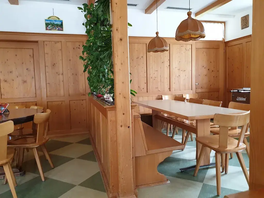 Frida Luder-Nef, Rest. Bahnhof_Brunnadern_slider_image_3