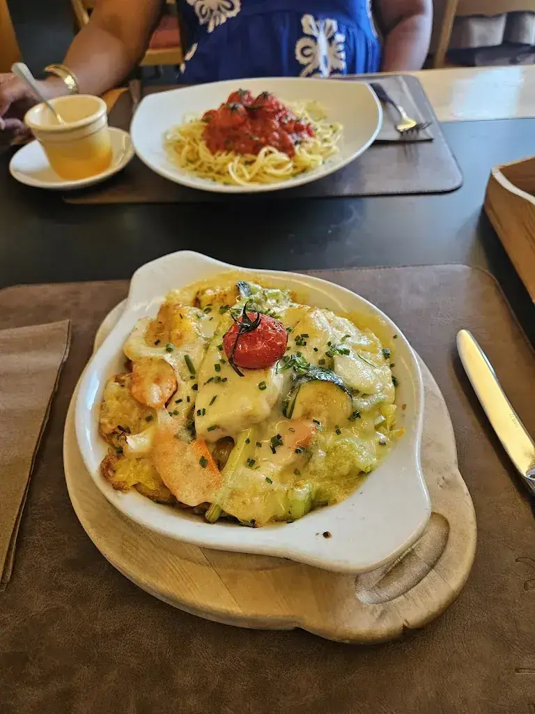 Vivek S_Hotel Restaurant Heidihof_Maienfeld_review