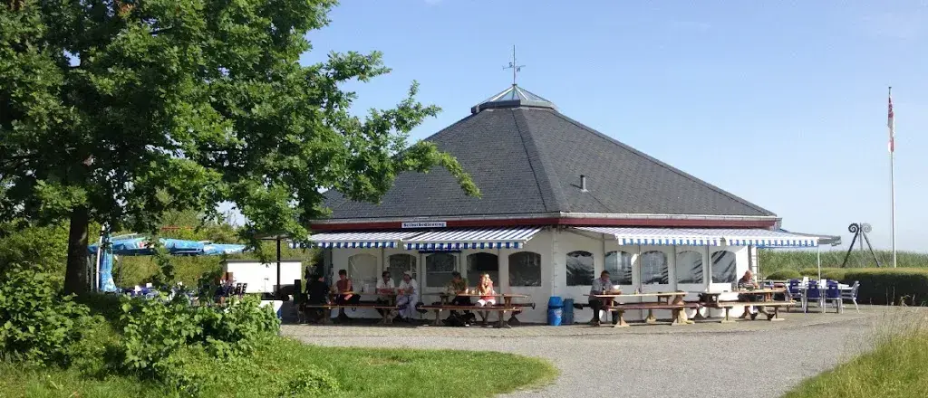 Conny's Hafenbeizli_Horn_slider_image_2