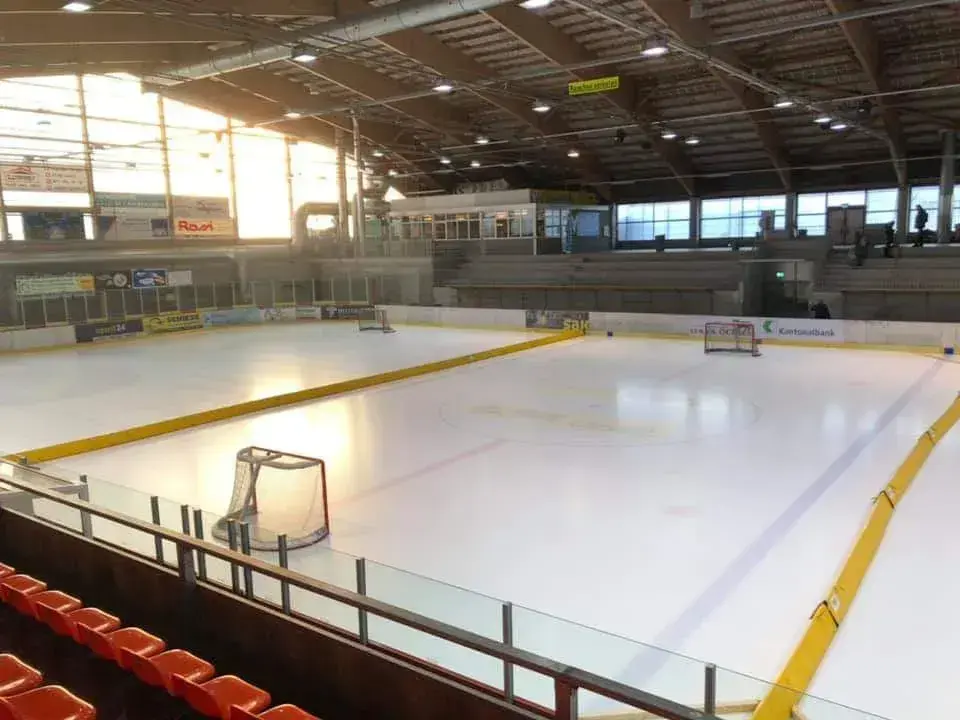 Eisbahn Bistro Uzwil_Niederuzwil_slider_image_2