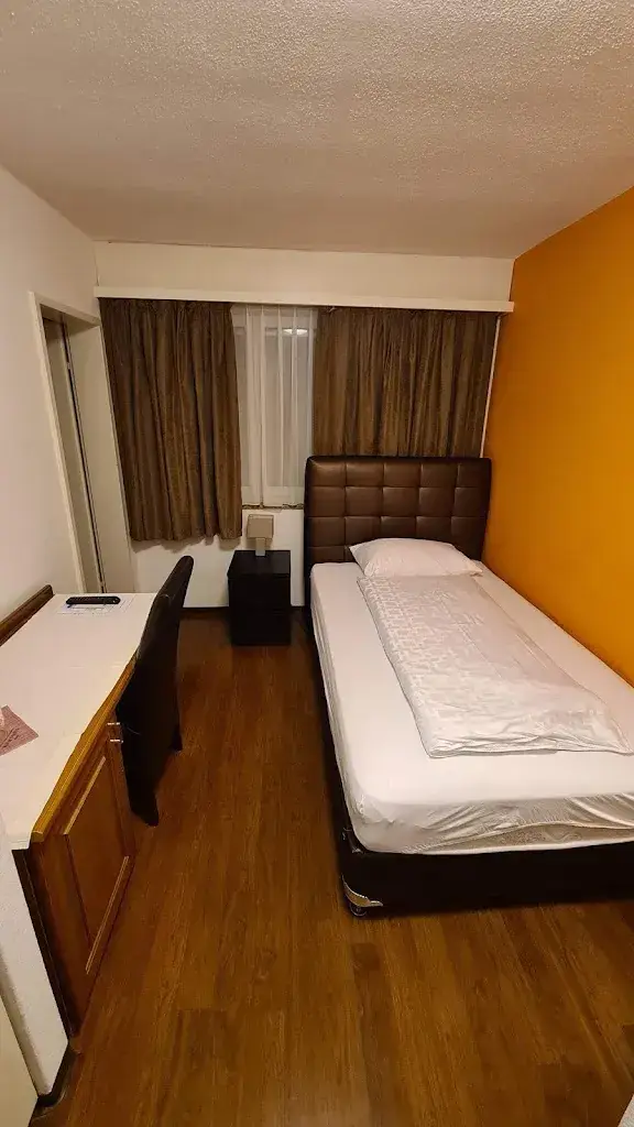 Manuel Murrenhoff_Hotel Restaurant Bahnhof Uzwil_Uzwil_review