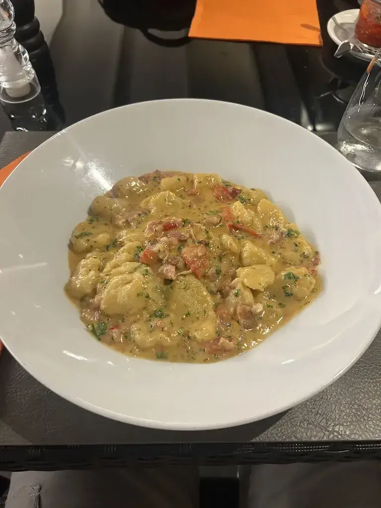 Jacob Rubinstein_Ristorante Pizzeria da Michele Sins_Sins_review