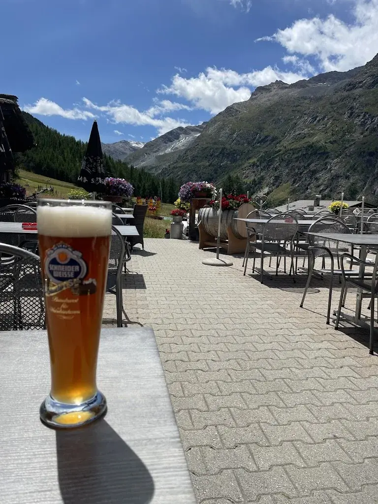 Mathias Milici_Bergrestaurant Alpina_Saas-Almagell_avis