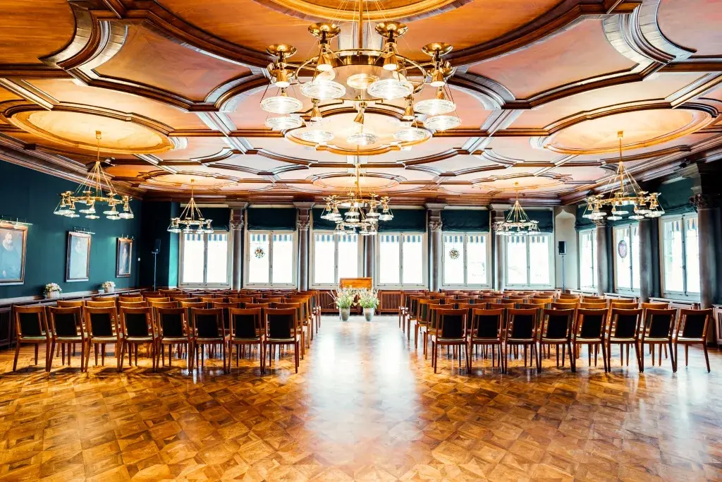 Zunfthaus zur Saffran restaurant in Zürich