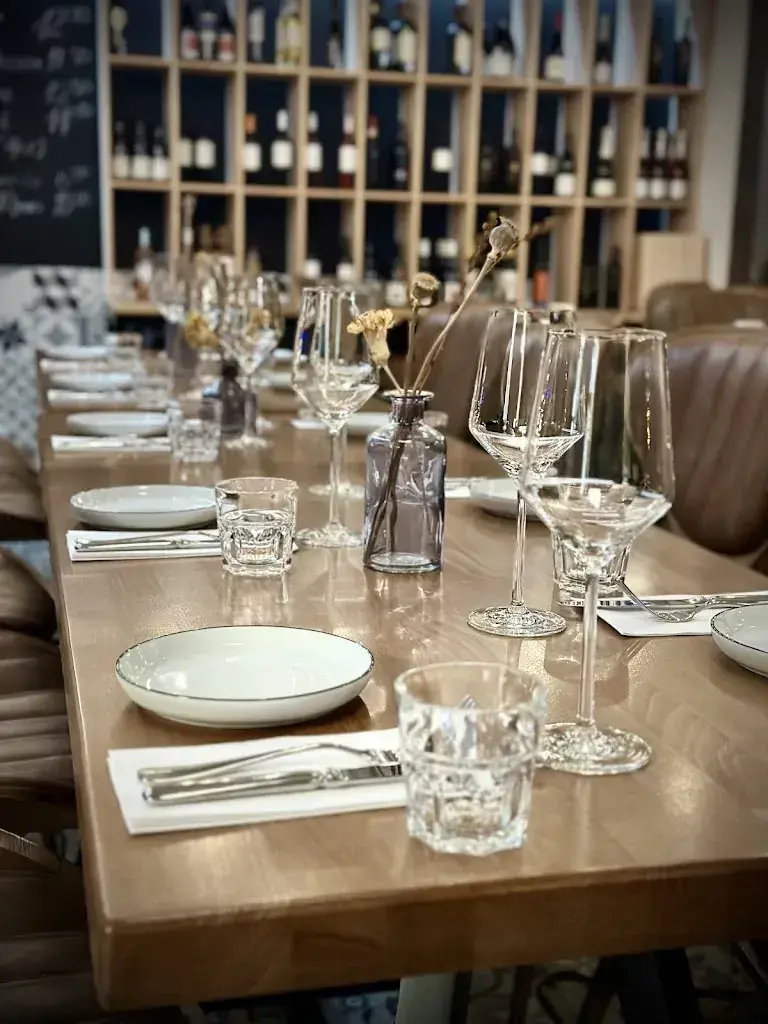 YAMAS Bistro Wine Bar_Zürich_slider_image_1