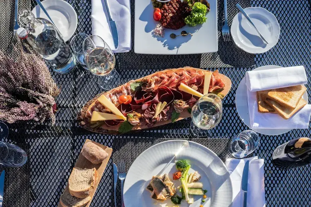 Restaurant Kuchikästli_Lenzerheide_slider_image_2