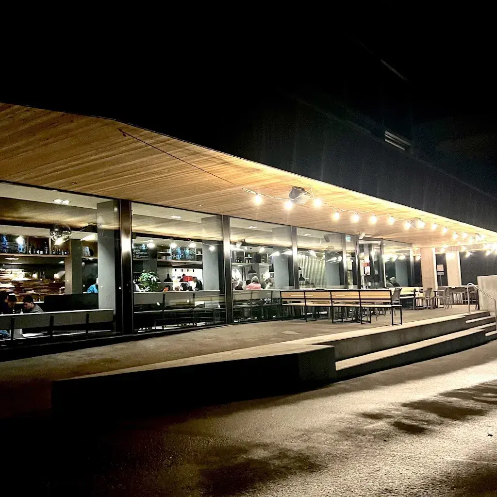 Jacqui Windebank_Revier Bar & Grill Lenzerheide_Lenzerheide_review