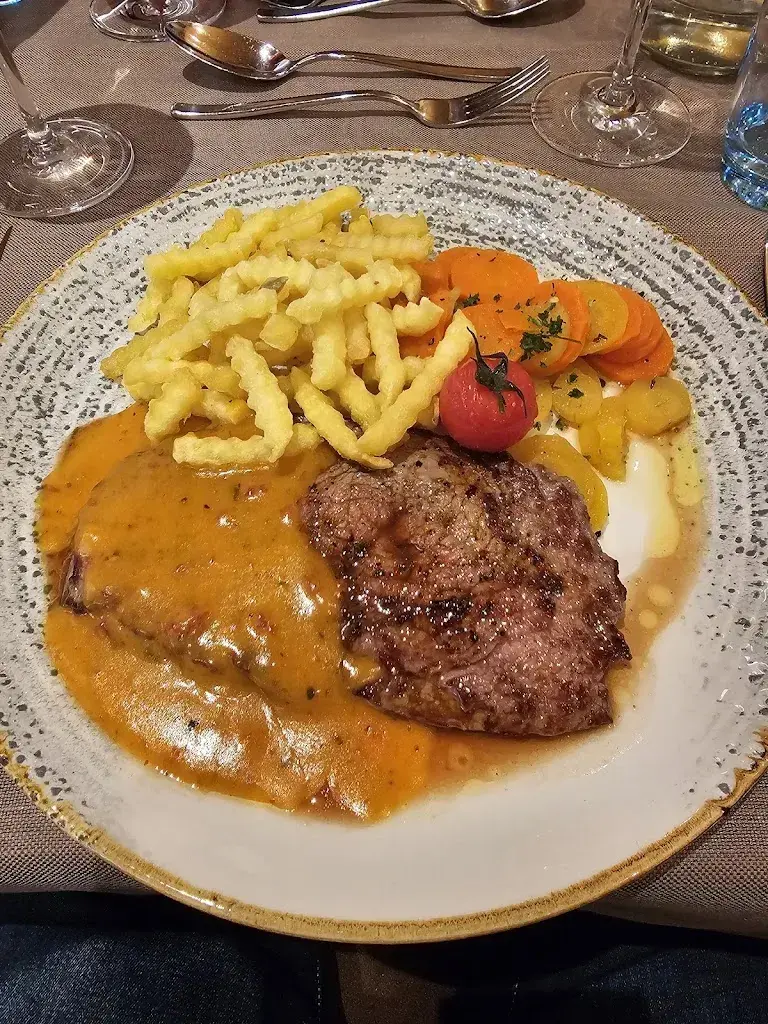 Mathias Fuchs_Restaurant Stübli_Lenzerheide_review