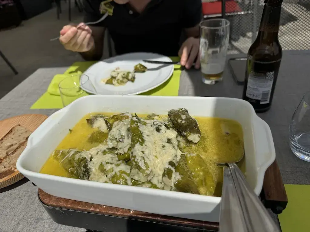 Cristopher Wall_Ustareia Belavista_Stierva_review